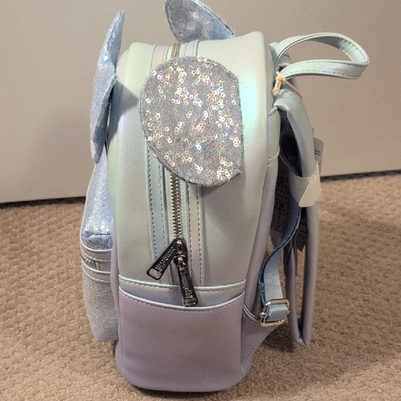 Loungefly Disney Parks Minnie Mouse Iridescent Sequin Mini Backpack NWT - Picture 7 of 9